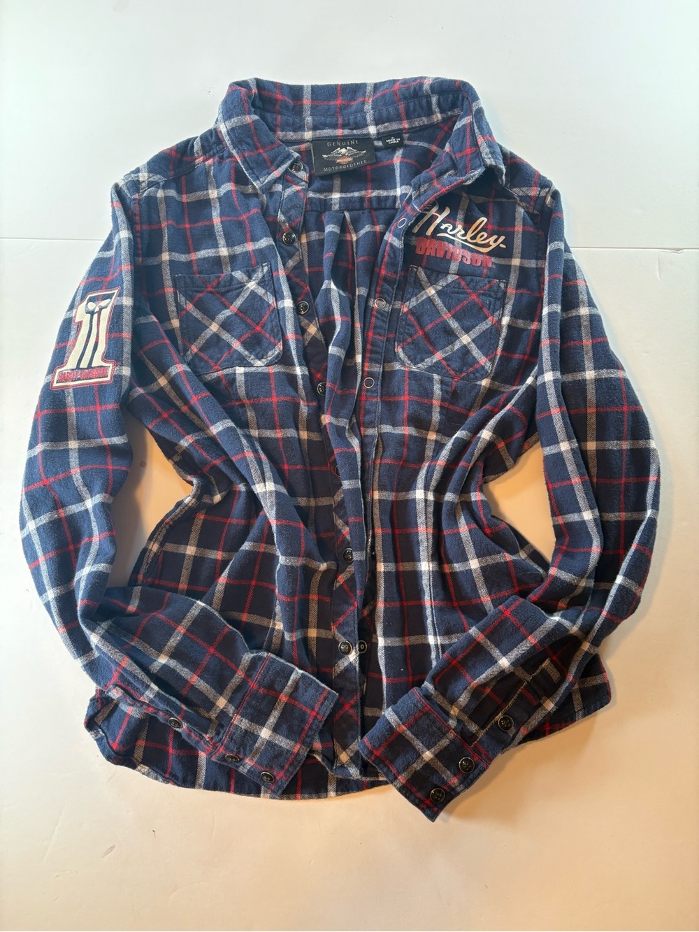 Harley-Davidson Womens Blue
Plaid Flannel Snap Shirt Skull #1
Sleeve Patch
